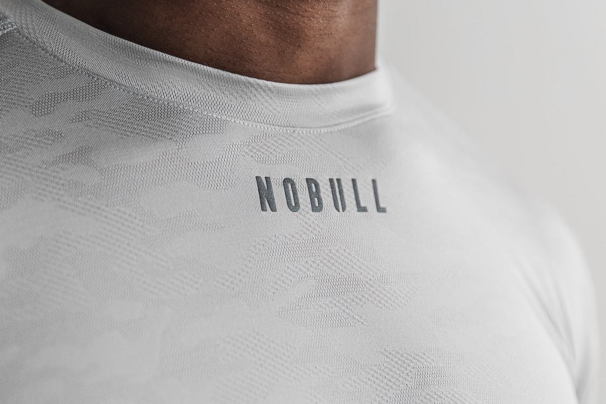 Nobull Lightweight Textured Men's T Shirts Camo | Australia (VS0625)